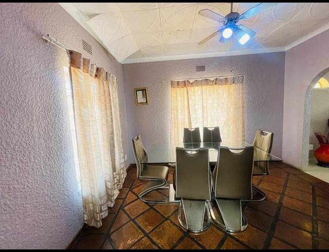 5 BEDROOM HOUSE FOR SALE IN LAMBTON